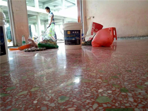 水磨石地板怎么清洁 水磨石和瓷砖哪个好