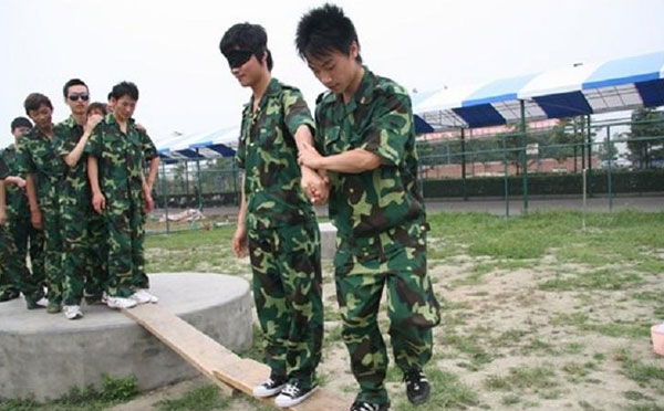 武汉素质拓展活动