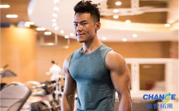 背阔肌宽度怎么练，背阔肌宽度练习要注意什么