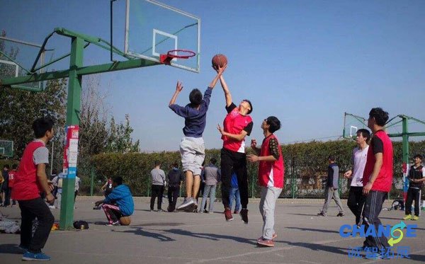 打篮球手指头戳伤怎么办