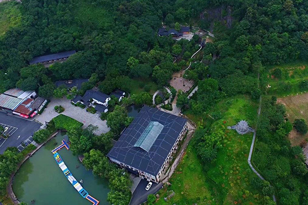杭州附近比较好玩的两大户外拓展基地推荐